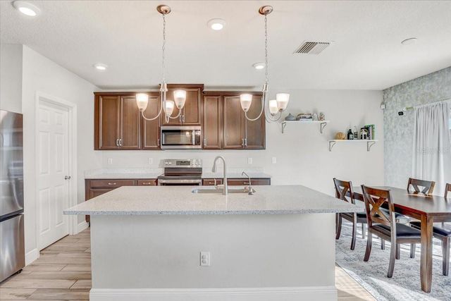 11909 BAHIA VALLEY DRIVE, Riverview, FL 33579