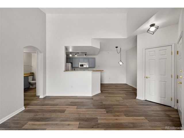 7440 S Blackhawk St 1-306, Englewood, CO 80112