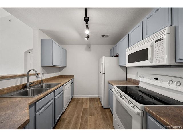 7440 S Blackhawk St 1-306, Englewood, CO 80112