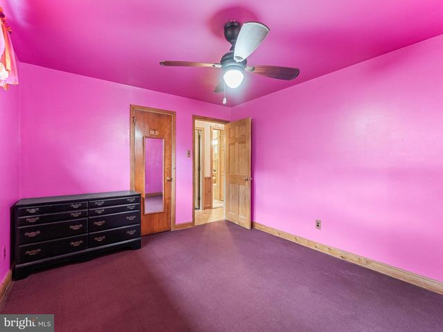 105 YALE SQ, Morton, PA 19070