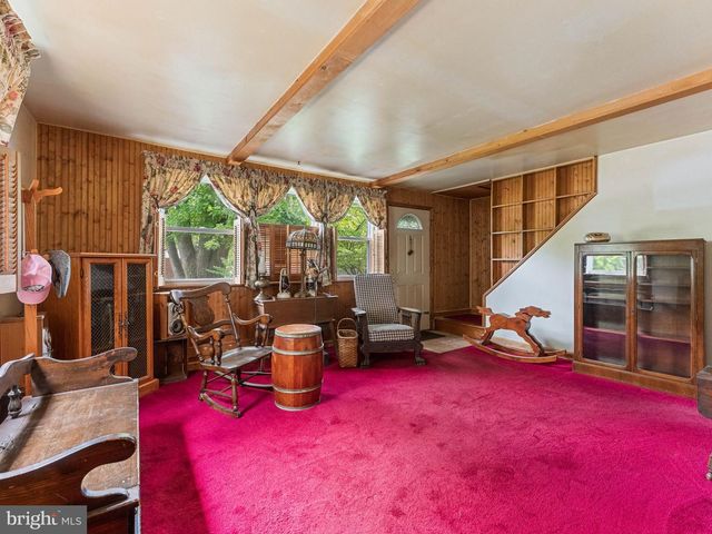 105 YALE SQ, Morton, PA 19070