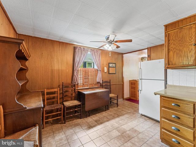 105 YALE SQ, Morton, PA 19070