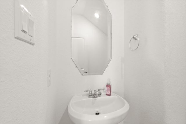 5026 Lavaridge Drive, Richmond, TX 77469