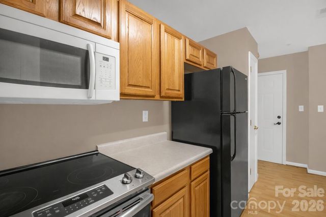 9849 Campus Walk Lane D, Charlotte, NC 28262