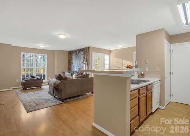 9849 Campus Walk Lane D, Charlotte, NC 28262