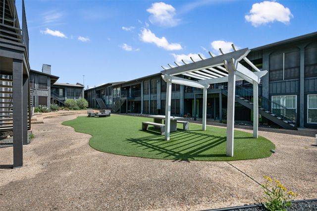 909 Reinli ST 122, Austin, TX 78751