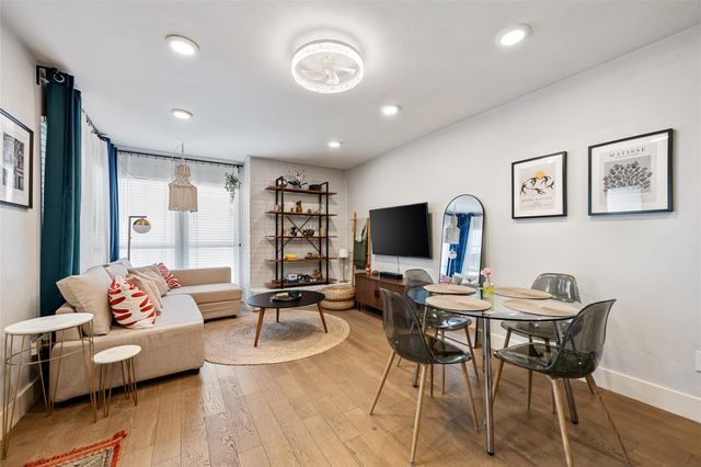 909 Reinli ST 122, Austin, TX 78751