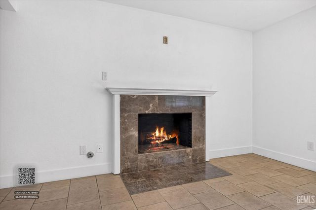 1031 Elizabeth Court, Bakersfield, CA 93308
