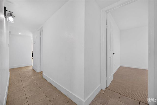 1031 Elizabeth Court, Bakersfield, CA 93308