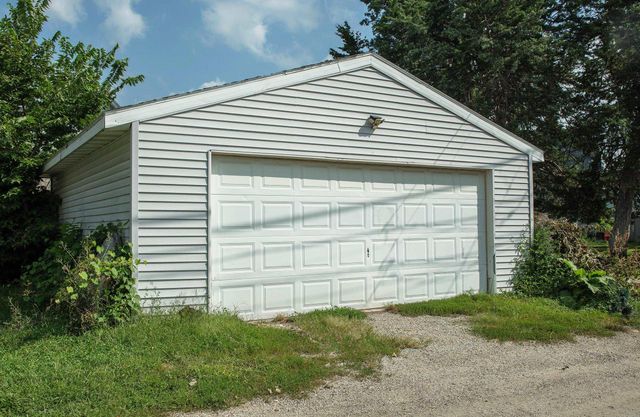 103 Summit, Waterloo, IA 50701