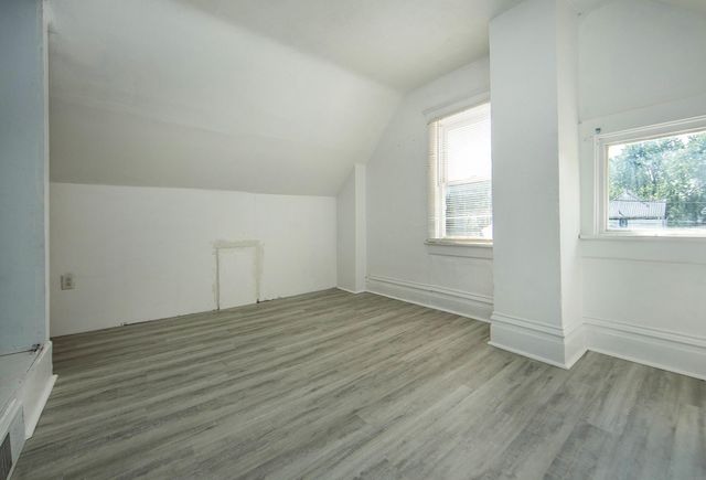 103 Summit, Waterloo, IA 50701