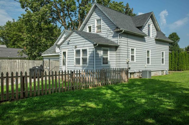 103 Summit, Waterloo, IA 50701