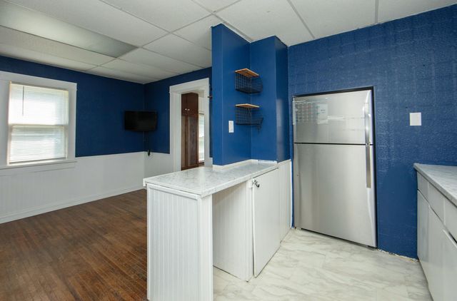 103 Summit, Waterloo, IA 50701