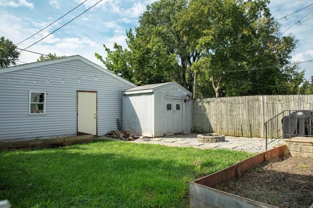 103 Summit, Waterloo, IA 50701