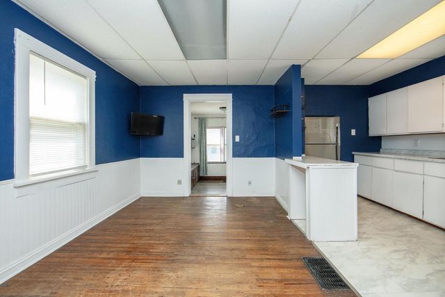 103 Summit, Waterloo, IA 50701