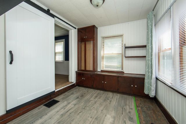 103 Summit, Waterloo, IA 50701