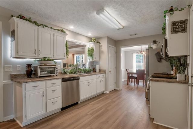 60 Shadowbrook Lane, Covington, GA 30016
