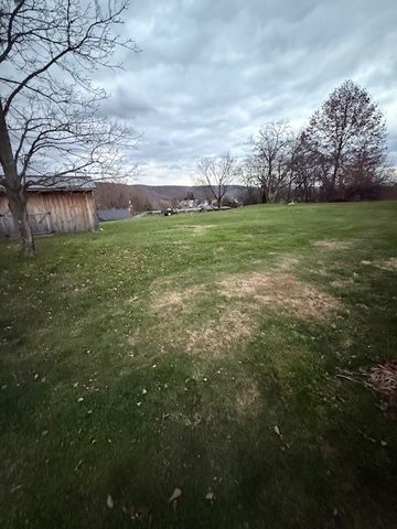 133 Summit Ave, W Kittanning Boro, PA 16201