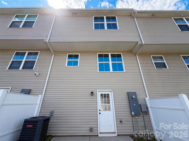 7033 Brightwork Lane, Charlotte, NC 28269