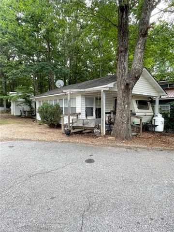 841 Mountain Shadows Drive, Cleveland, GA 30528