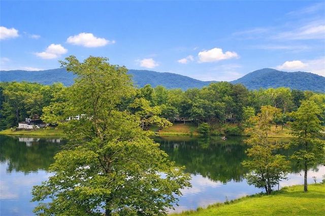 841 Mountain Shadows Drive, Cleveland, GA 30528