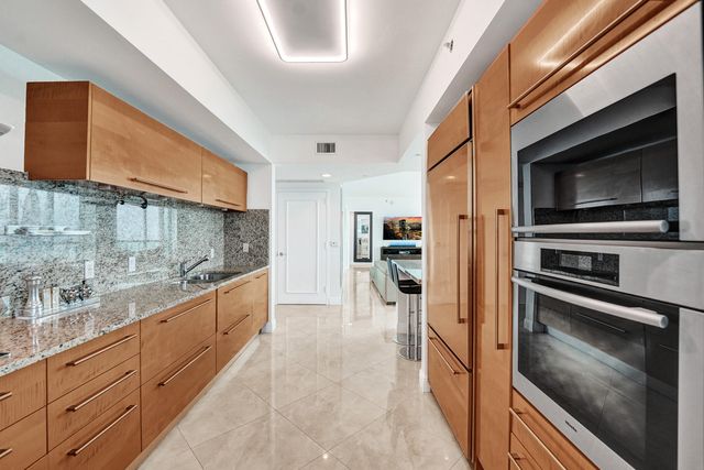 101 S Fort Lauderdale Beach Boulevard 1107, Fort Lauderdale, FL 33316