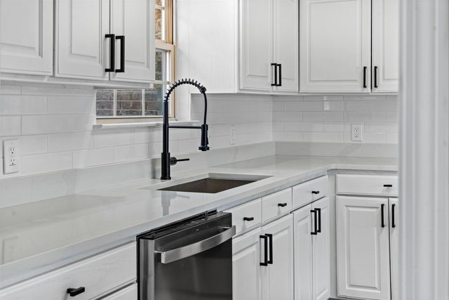 3819 S Shobe Rd, Bryant, AR 72022