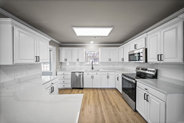 3819 S Shobe Rd, Bryant, AR 72022