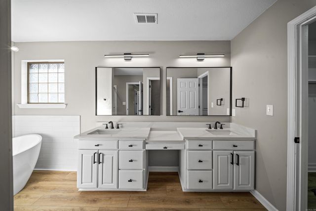 3819 S Shobe Rd, Bryant, AR 72022