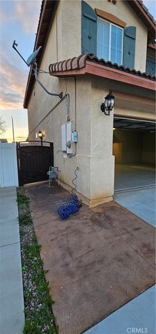 1684 Benton Way, Perris, CA 92571