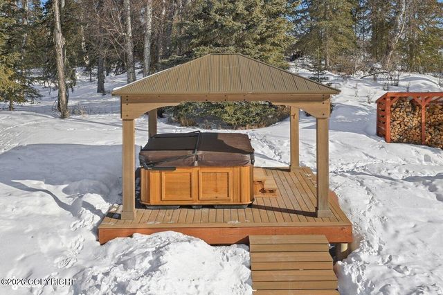 19120 Toklat Road, Kasilof, AK 99610