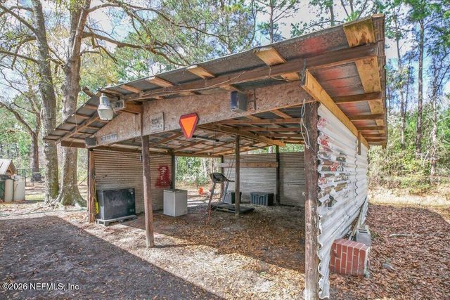 447689 US HIGHWAY 301, Callahan, FL 32011