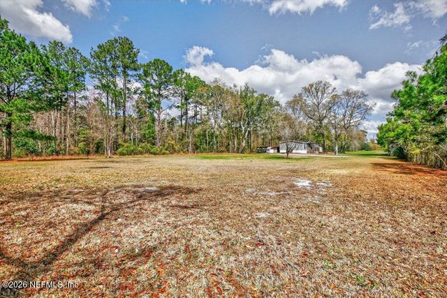 447689 US HIGHWAY 301, Callahan, FL 32011