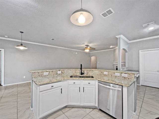 3132 Rockwell Lane, Fort Worth, TX 76179