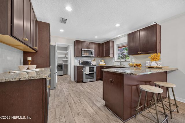 2111 KAPPA Court, Orange Park, FL 32073