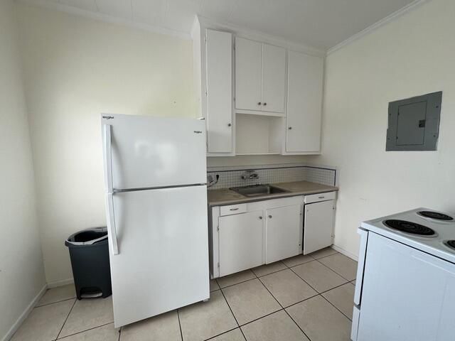 700 Talladega Street, West Palm Beach, FL 33405