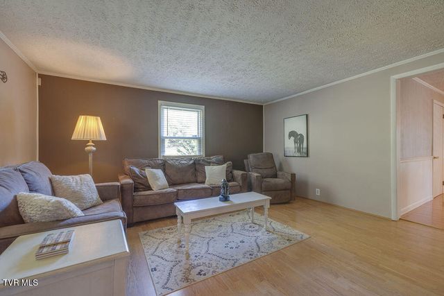 1439 Riverview Drive, Elizabethton, TN 37643