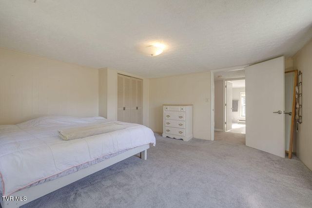 1439 Riverview Drive, Elizabethton, TN 37643