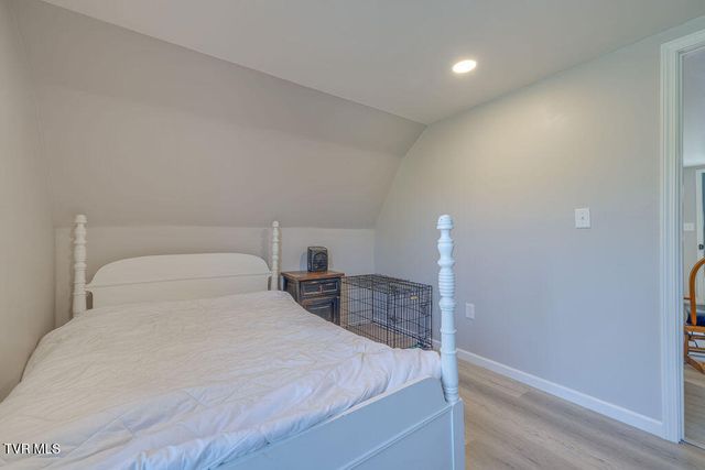 1439 Riverview Drive, Elizabethton, TN 37643