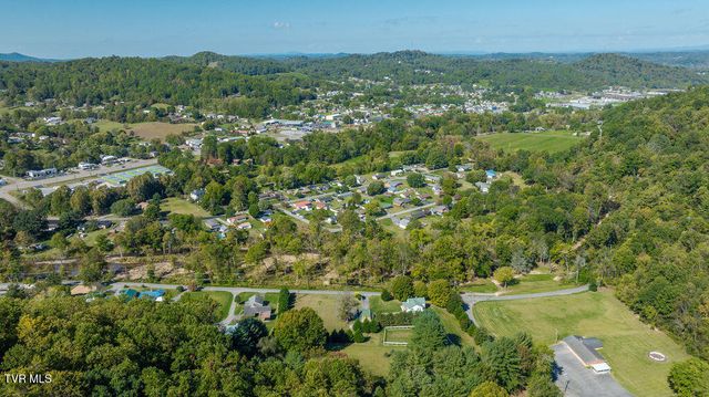 1439 Riverview Drive, Elizabethton, TN 37643