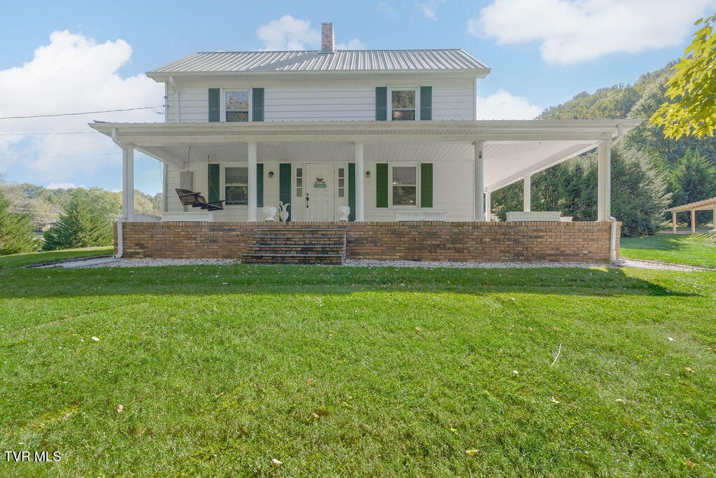 1439 Riverview Drive, Elizabethton, TN 37643