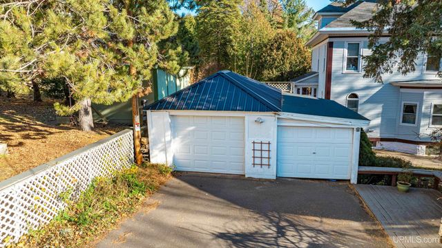 304 Harris Avenue, Hancock, MI 49930