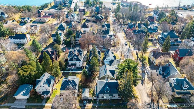 304 Harris Avenue, Hancock, MI 49930