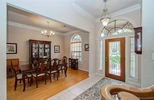 805 Enchanted Oaks Drive, Angleton, TX 77515