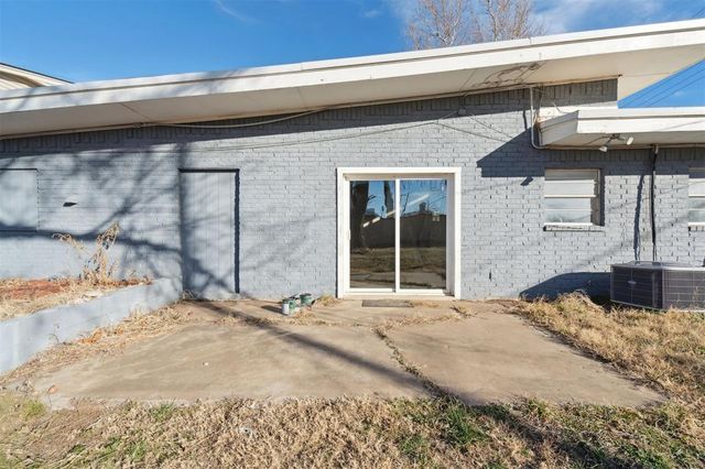 1905 Julie Drive, Moore, OK 73160