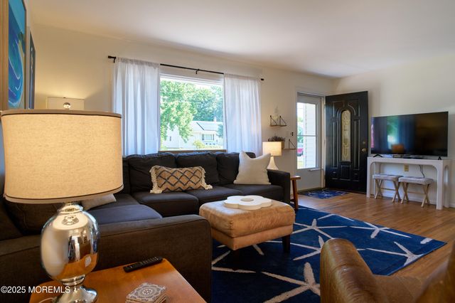 1007 Shore Road, Spring Lake Heights, NJ 07762