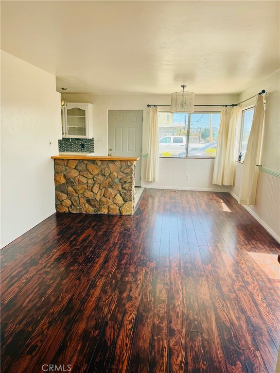 Image 10 of property listing at 401 Tahiti, Morro Bay, CA 93442