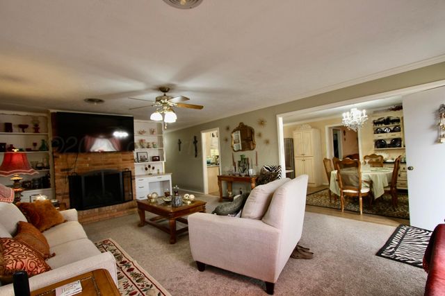 1515 Dalhart Street, Wellington, TX 79095