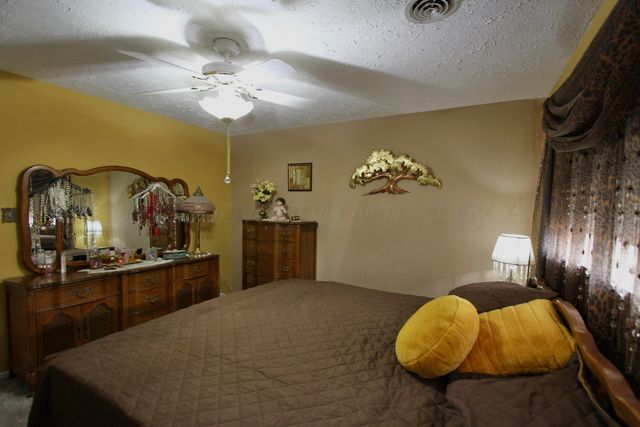 1515 Dalhart Street, Wellington, TX 79095