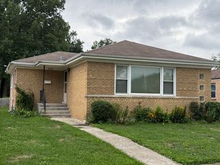 3144 Willow Road, South Chicago Heights, IL 60411